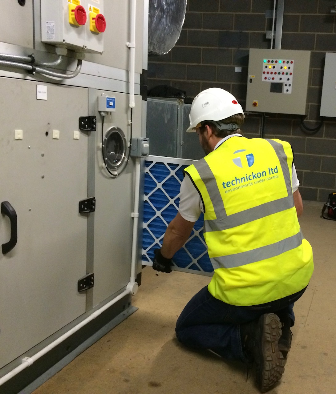 Cleanroom Design Consideration Make Up Air Technickon Ltd